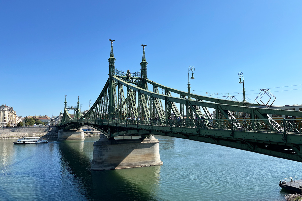 Vapaudensilta Budapest