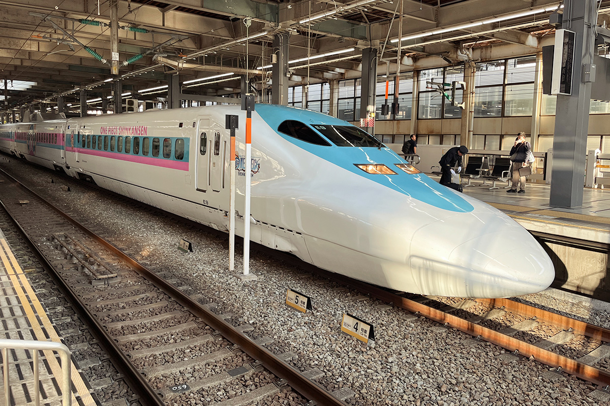 shinkansen luotijuna japani