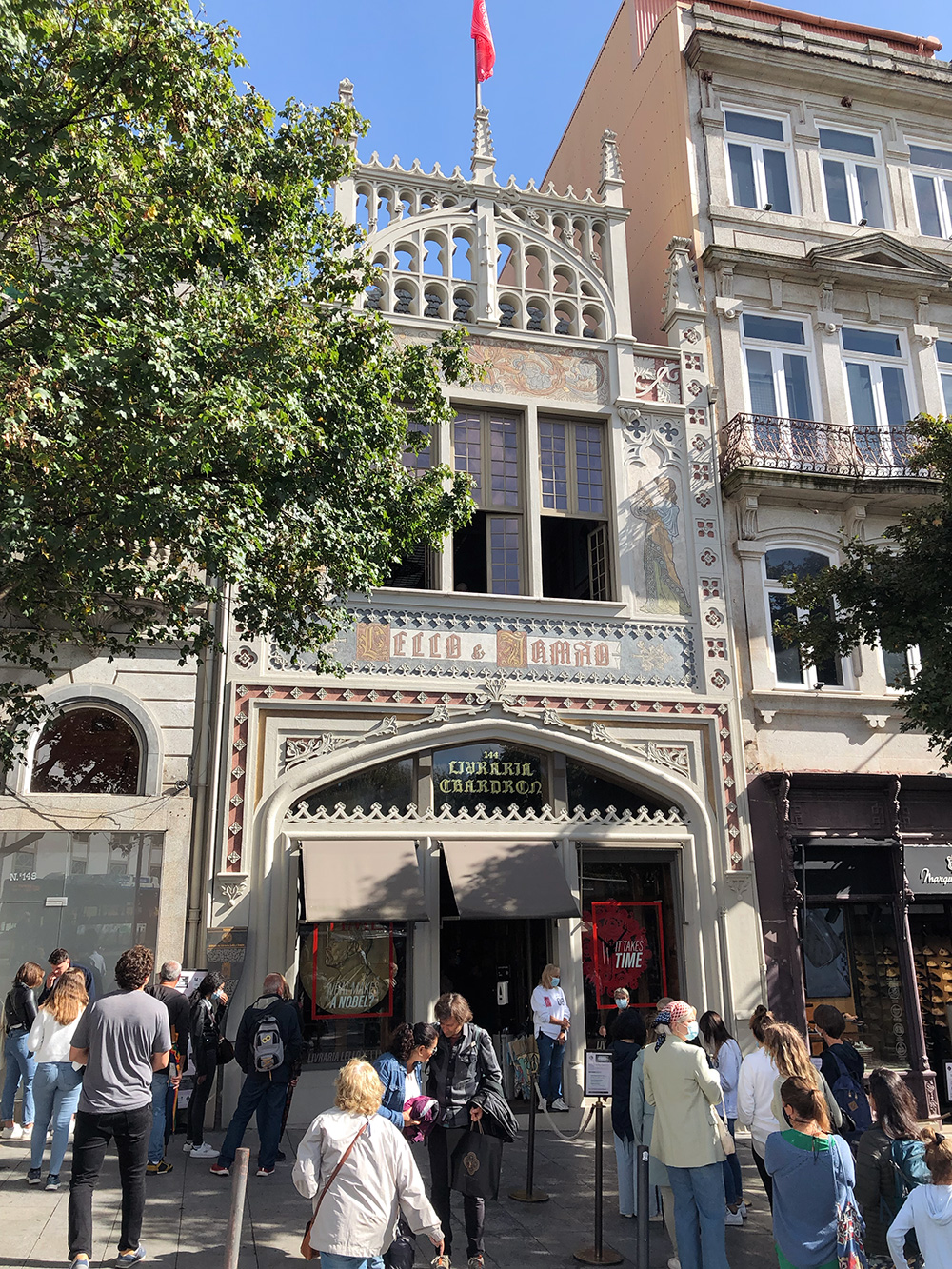 kirjakauppa Livraria Lello